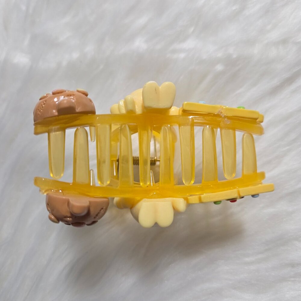 Peanut M&M Claw Clip - Picture 5 of 5